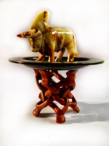 Camel Stand
